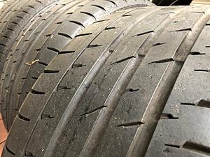 SET OF STAGGERED TIRES 19INCH-img_4770.jpg